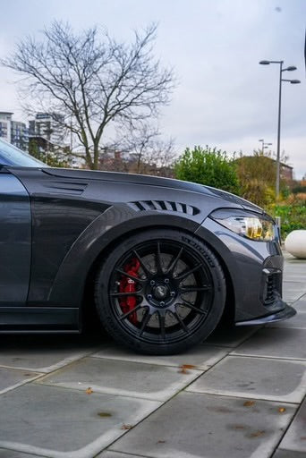 F20/F21 Required Automotive Carbon Fenders