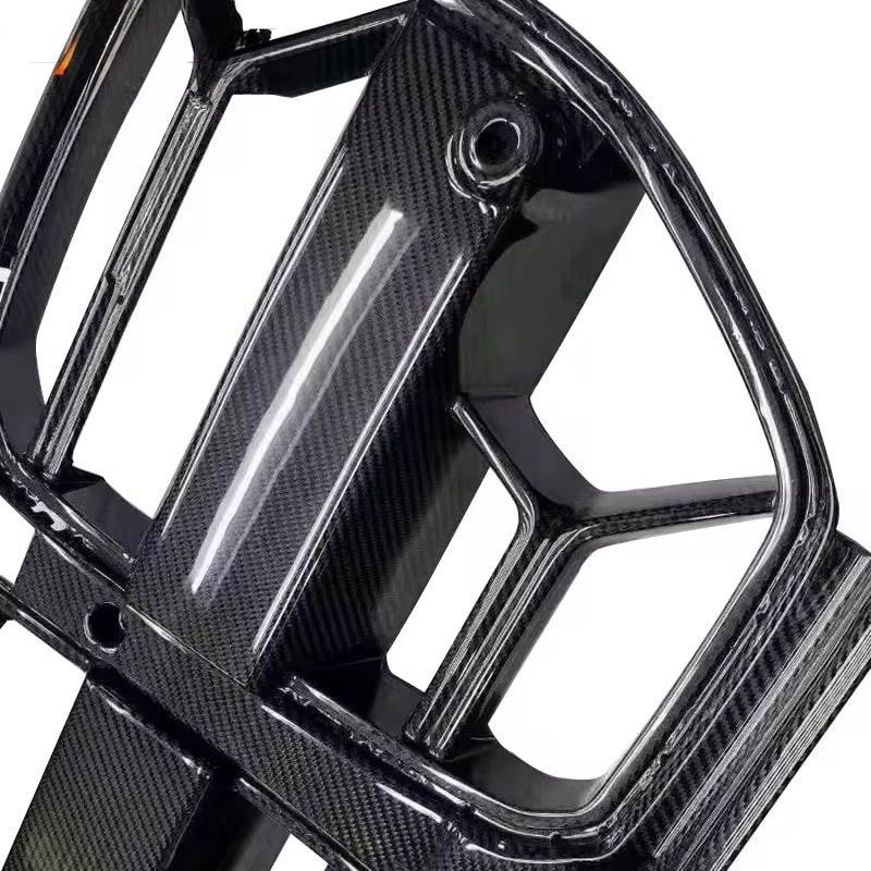 BMW M3 & M4 G80 / G82 Genuine Dry Carbon Grille – Required Automotive