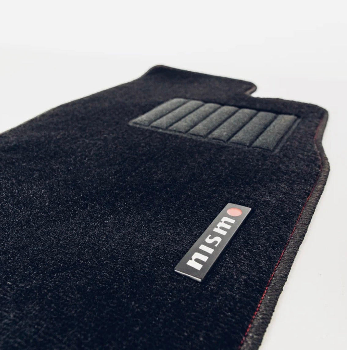 NISMO 5 PIECE FLOOR MAT SET - SKYLINE R32 GTR 74902-RNR25