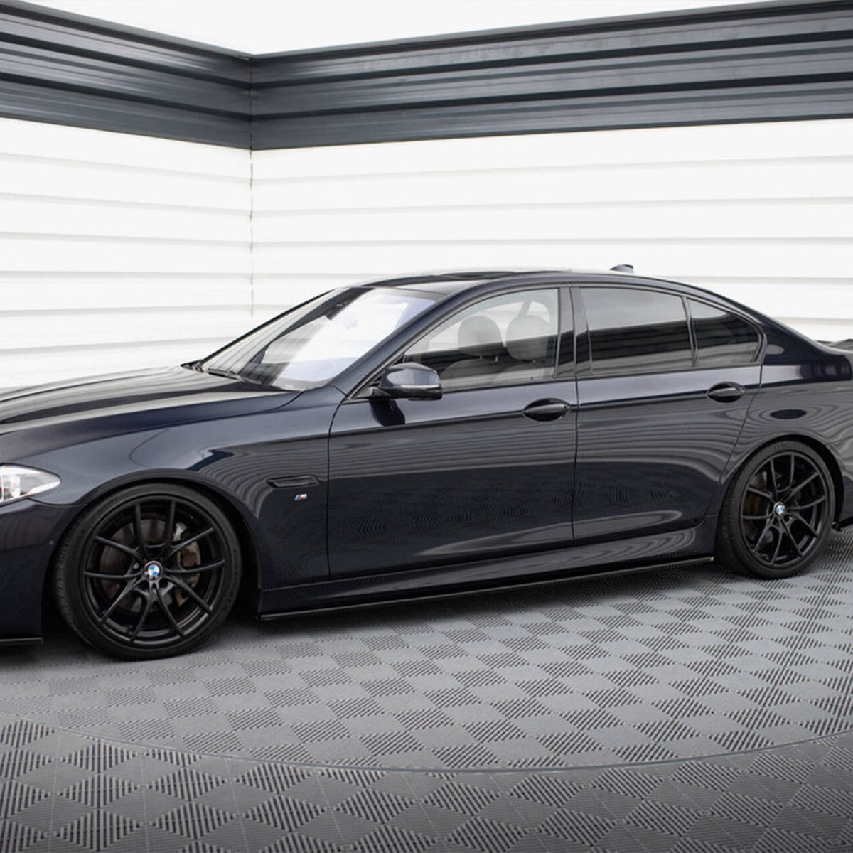 Maxton Design BMW M5 V1 Side Skirts In Gloss Black (F10)