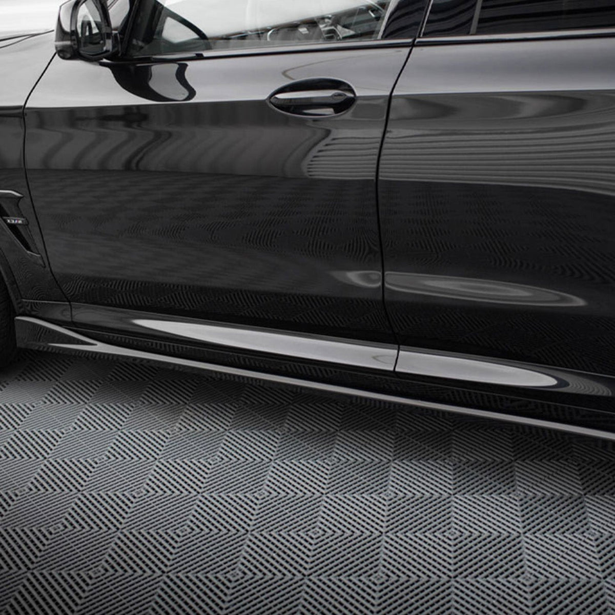 Maxton Design BMW X3M LCI Side Skirts In Gloss Black (F97 Facelift 2022+)