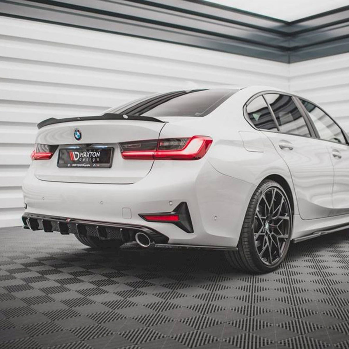 Maxton Design BMW G20 3 Series Rear Spoiler In Gloss Black (incl M340i & M340d)