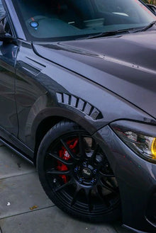 F20/F21 Required Automotive Carbon Fenders