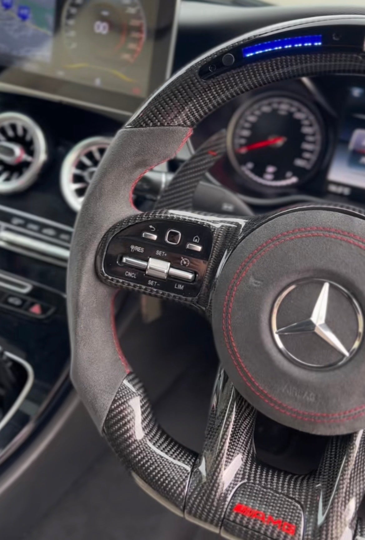 Custom Carbon Fibre Steering Wheel – Mercedes-Benz C-Class W205