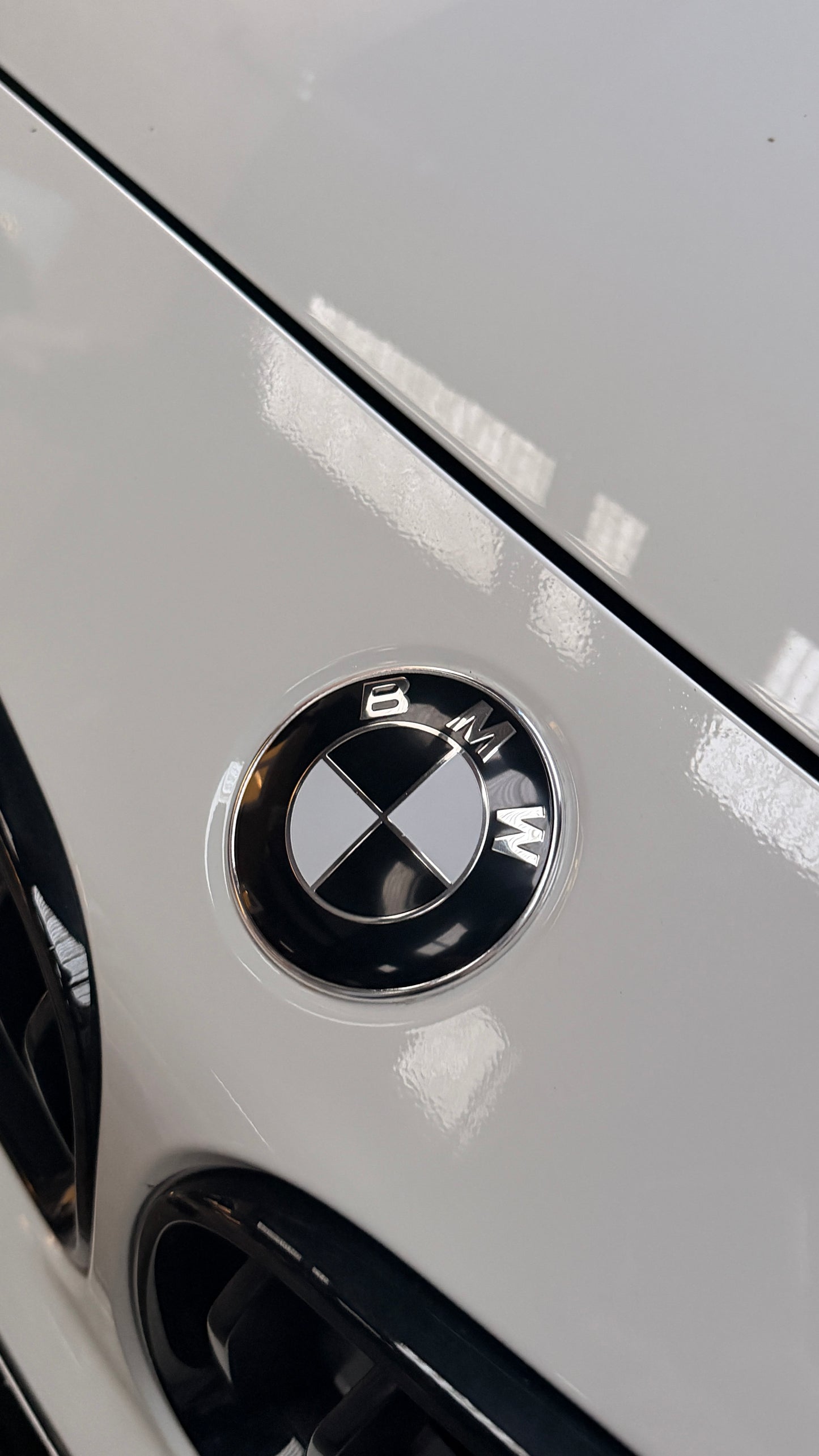 BMW 82mm Front x 74mm Rear Black & White Replacement Badges – Required Automotive