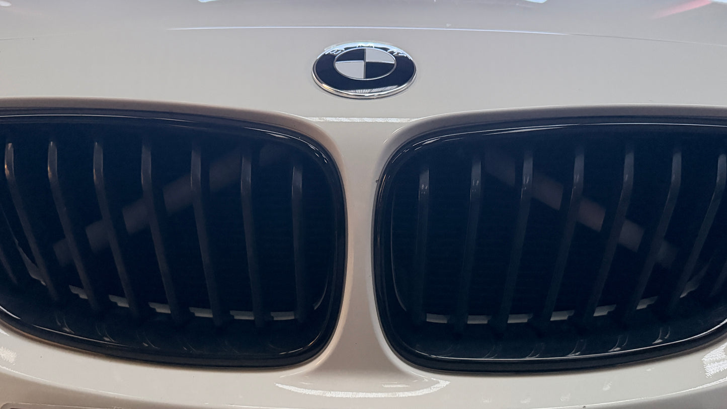 BMW 82mm Front x 74mm Rear Black & White Replacement Badges – Required Automotive
