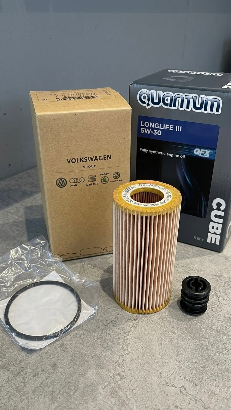 Genuine VAG Oil Service Kit for Audi S1 (2014–2018) – Quantum 5W40 + Filter & Sump Plug – Required Automotive