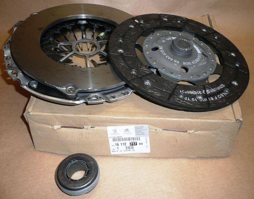 Genuine Citroën Peugeot Clutch Kit OEM 1611271780 Original Transmission Part