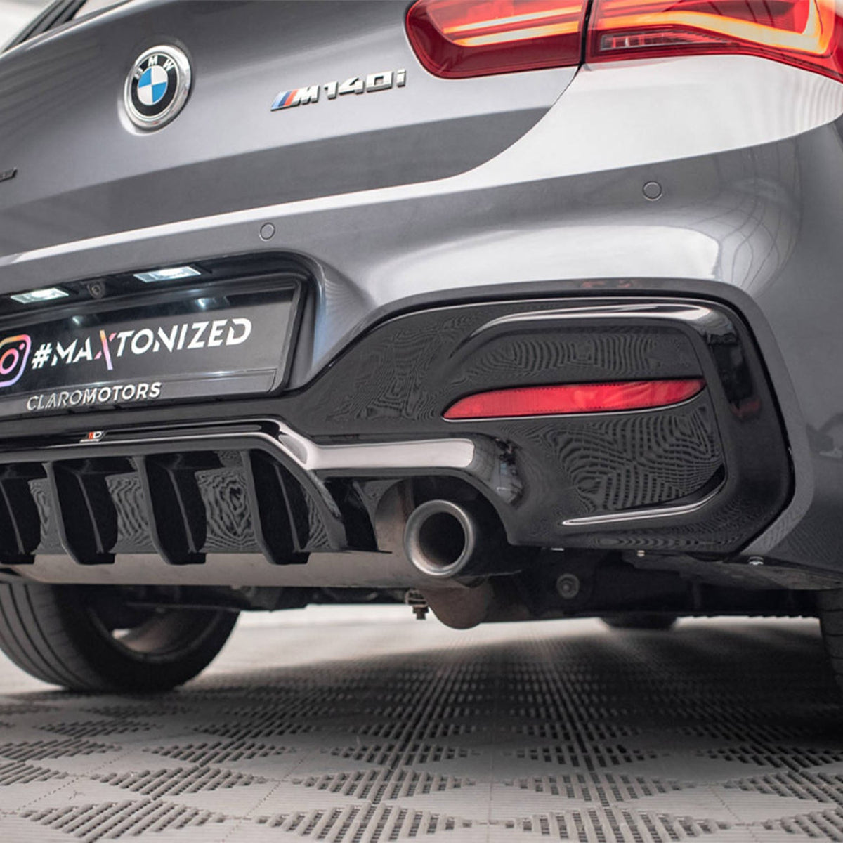 Maxton Design BMW 1 Series Very Aggressive Rear Diffuser In Gloss Black (F20/F21 LCI Facelift) M-Power