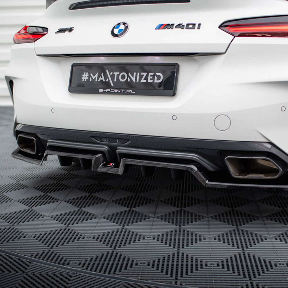 Maxton Design BMW Z4 M40i LCI Rear Diffuser In Gloss Black (G29)