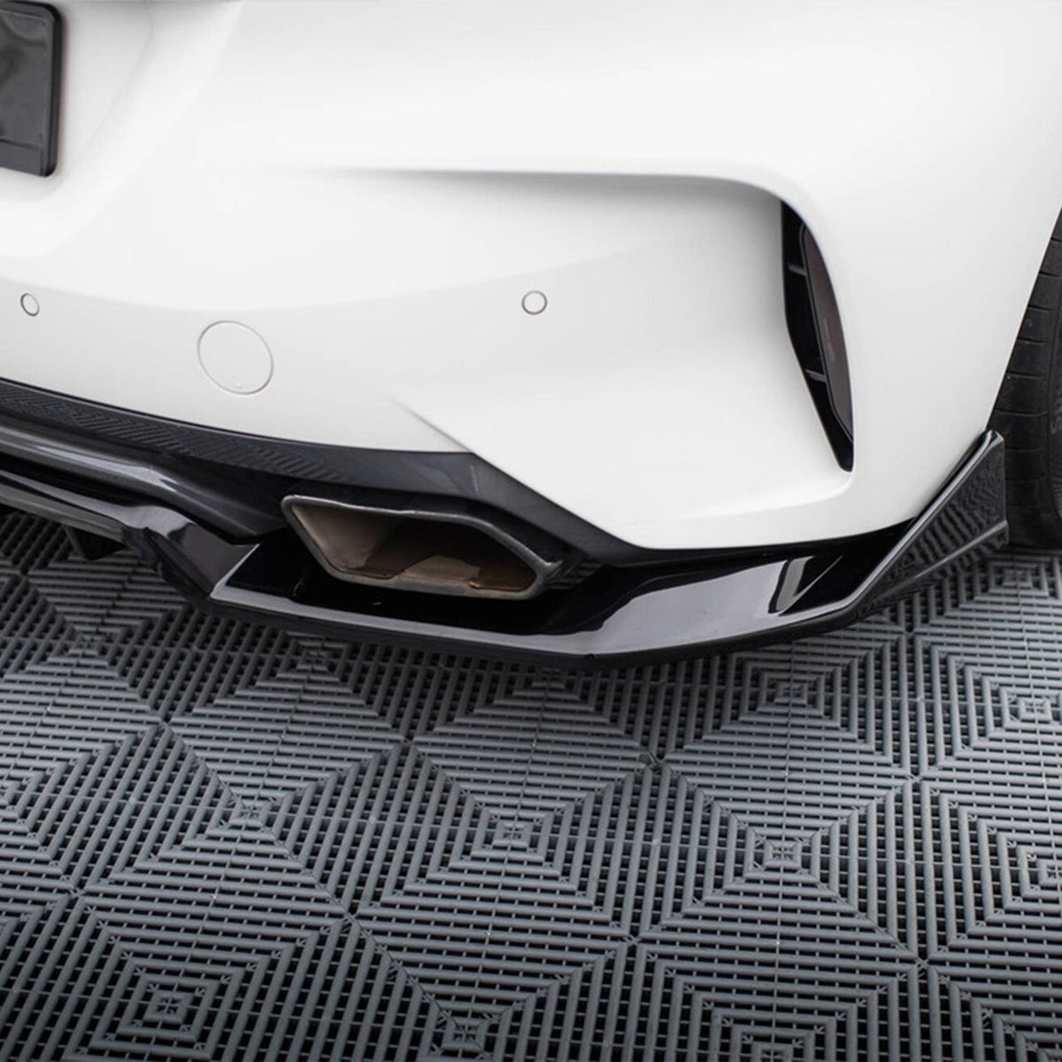 Maxton Design BMW Z4 M40i LCI Rear Diffuser In Gloss Black (G29)