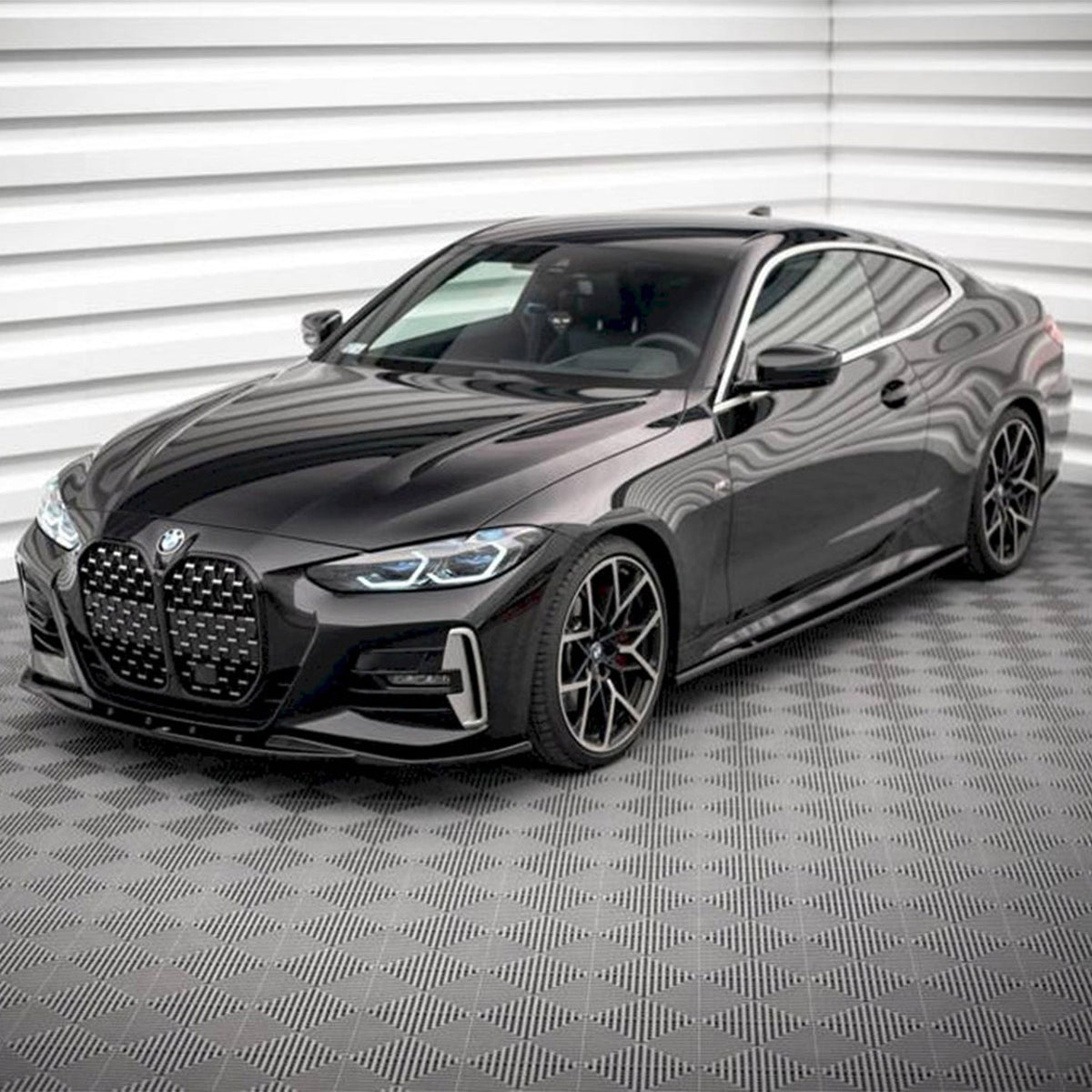 Maxton Design BMW 4 Series M Sport V1 Front Splitter In Gloss Black (G22/G23 incl. M440i & M440d)