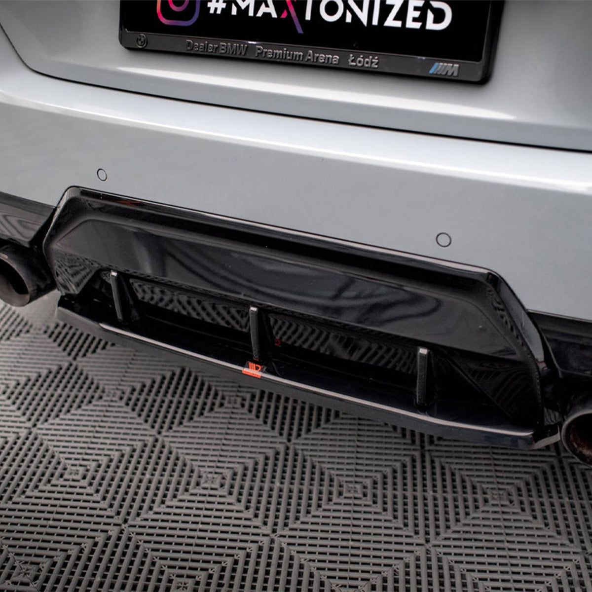 Maxton Design BMW M240i Central Rear Splitter In Gloss Black (G42)