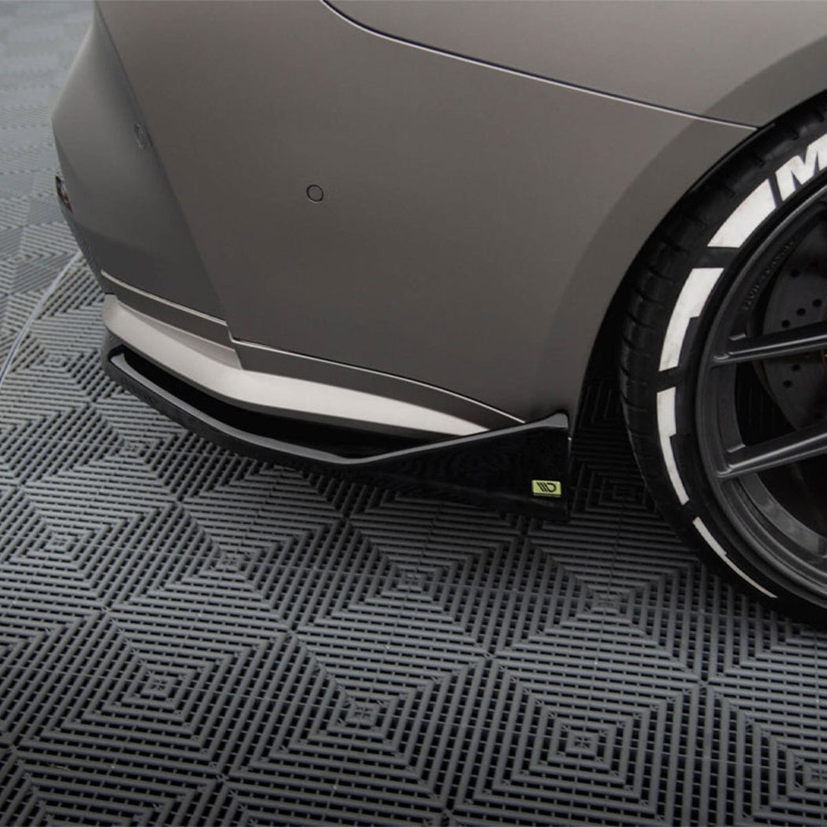 Maxton Design BMW M4 V3 CSL Look Rear Side Splitters In Gloss Black (G82/G83)