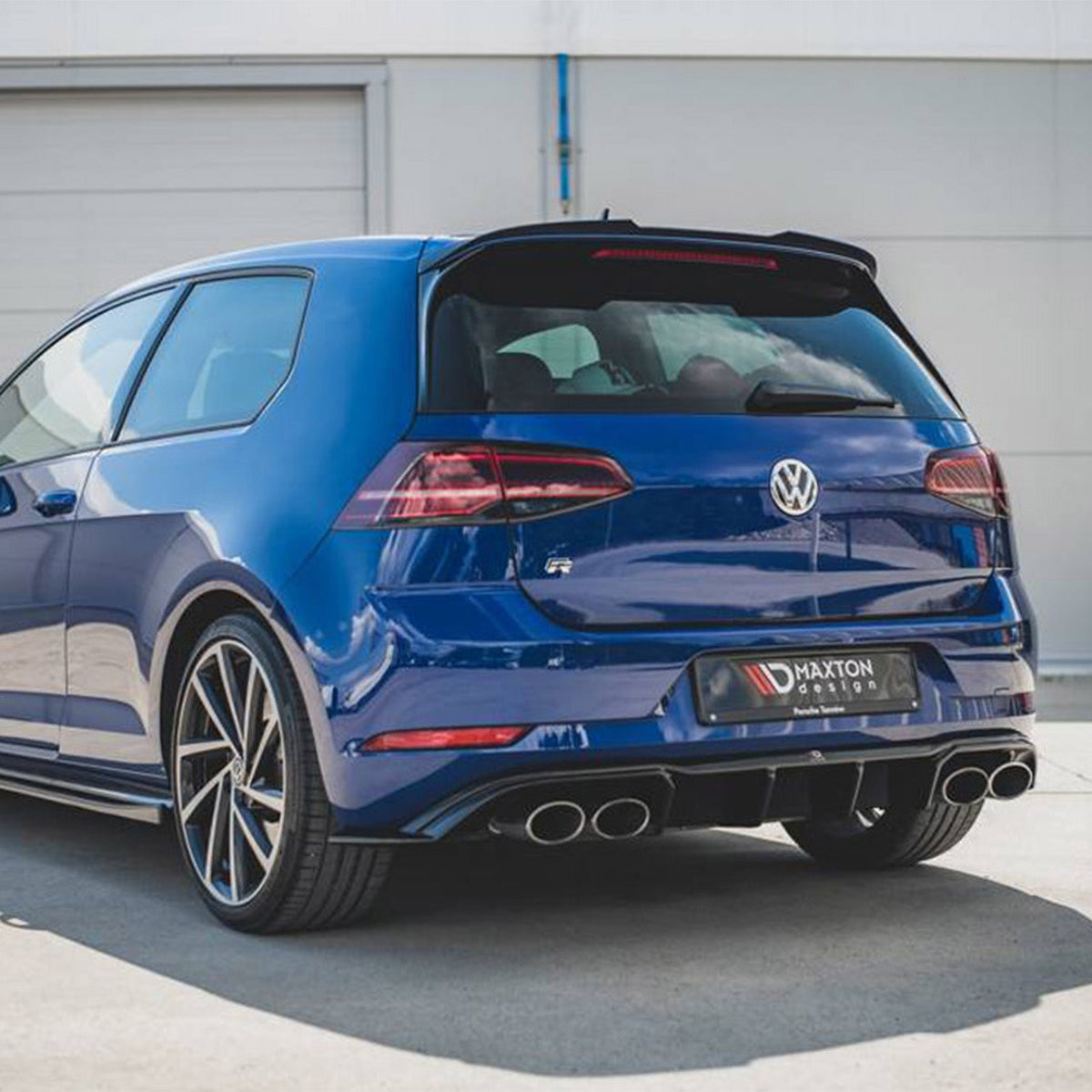Maxton Design Volkswagen Golf R V3 Rear Diffuser In Gloss Black (Mk7.5)