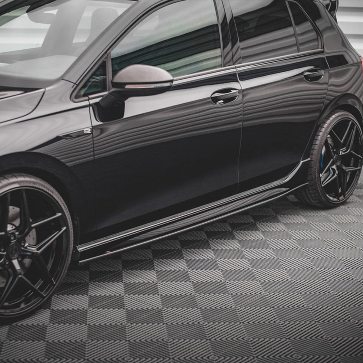 Maxton Design Volkswagen Golf R V2 Side Skirts In Gloss Black (Mk8)