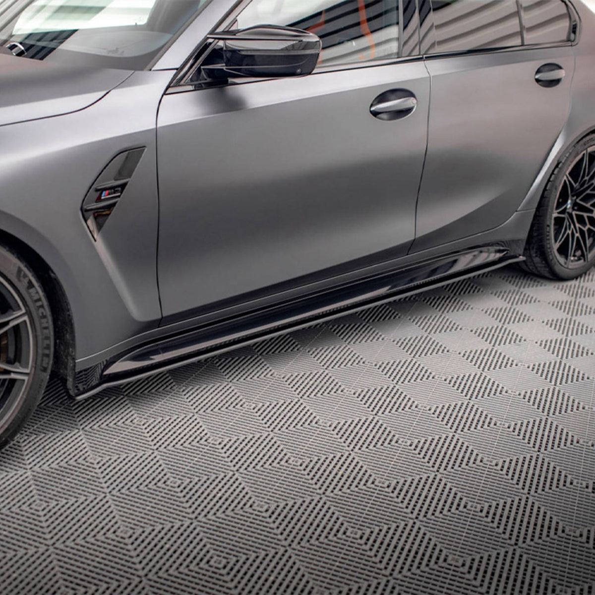 Maxton Design BMW M3 Street Pro Side Skirts In Black (G80)